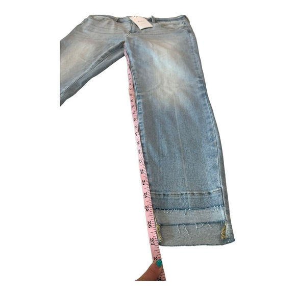 KanCan Light Stone Tapered Cut Off Cuffed Jeans Size 15/31 Style ML1457-2-SF - Picture 13 of 16